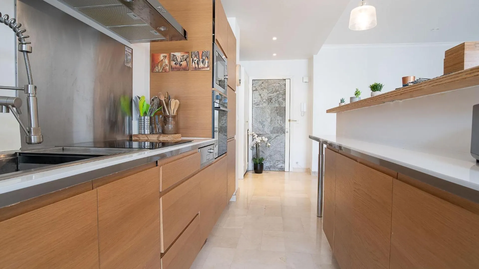Apartment Les Aliscamps By Interhome Cannes