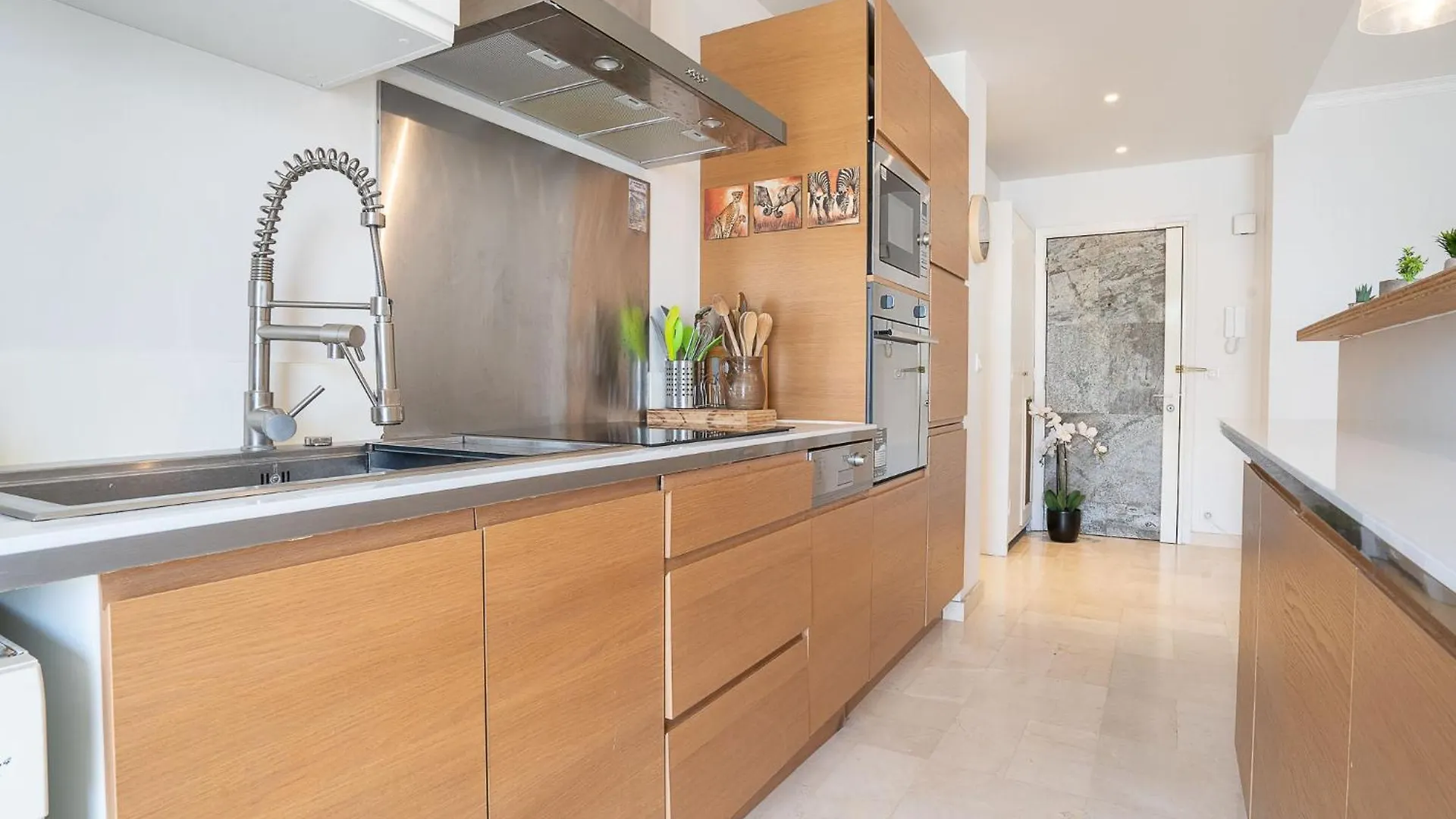 Apartment Les Aliscamps By Interhome Cannes